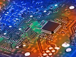 產業變革新引擎 集成電路設計服務如何賦能半導體創新與國產化